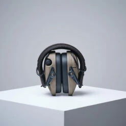 CASQUE ÉLECTRONIQUE ANTI-BRUIT WALKER'S RAZOR SAVANE -Magasin D'Équipement De Chasse casque electronique anti bruit walkers razor savane 3