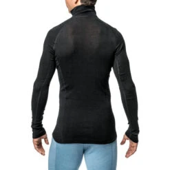 Woolpower Merino Base Layer Zip Turtleneck LITE - Noir -Magasin D'Équipement De Chasse woolpower merino base layer zip turtleneck lite noir 2