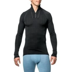 Woolpower Merino Base Layer Zip Turtleneck LITE - Vert Pin -Magasin D'Équipement De Chasse woolpower merino base layer zip turtleneck lite vert pin 3